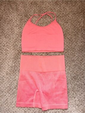 Seamless Ribbed Cropped Bralette & High-Waist Bike Shorts Set - Coral Pink